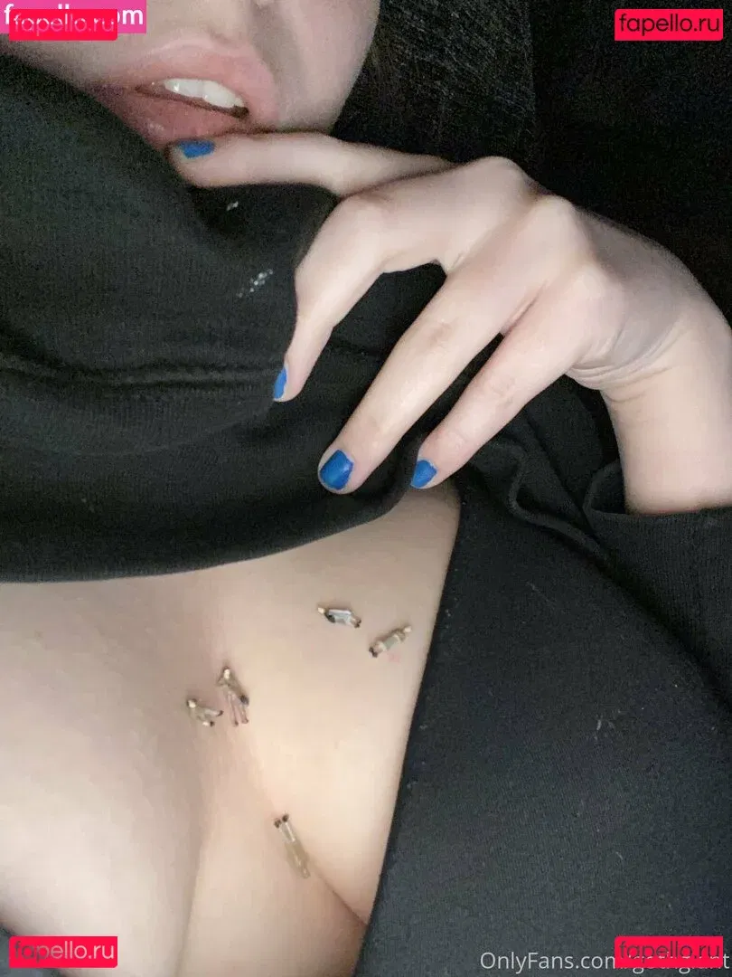 gothgiant Onlyfans Photo Gallery 