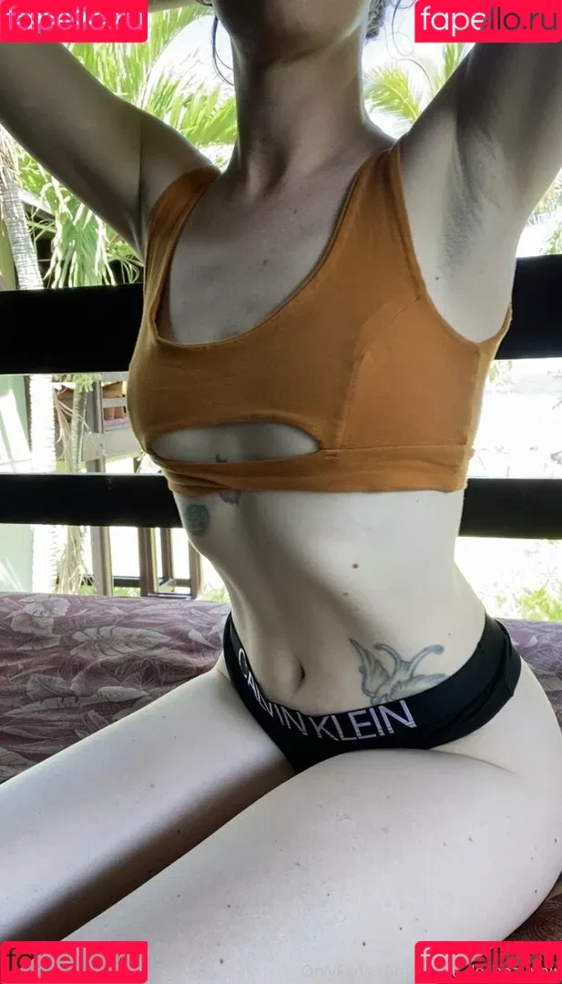 violet_de_beauvoir Onlyfans Photo Gallery 