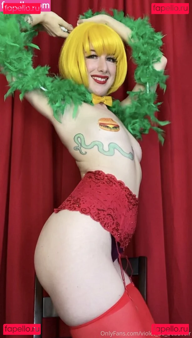 violet_de_beauvoir Onlyfans Photo Gallery 