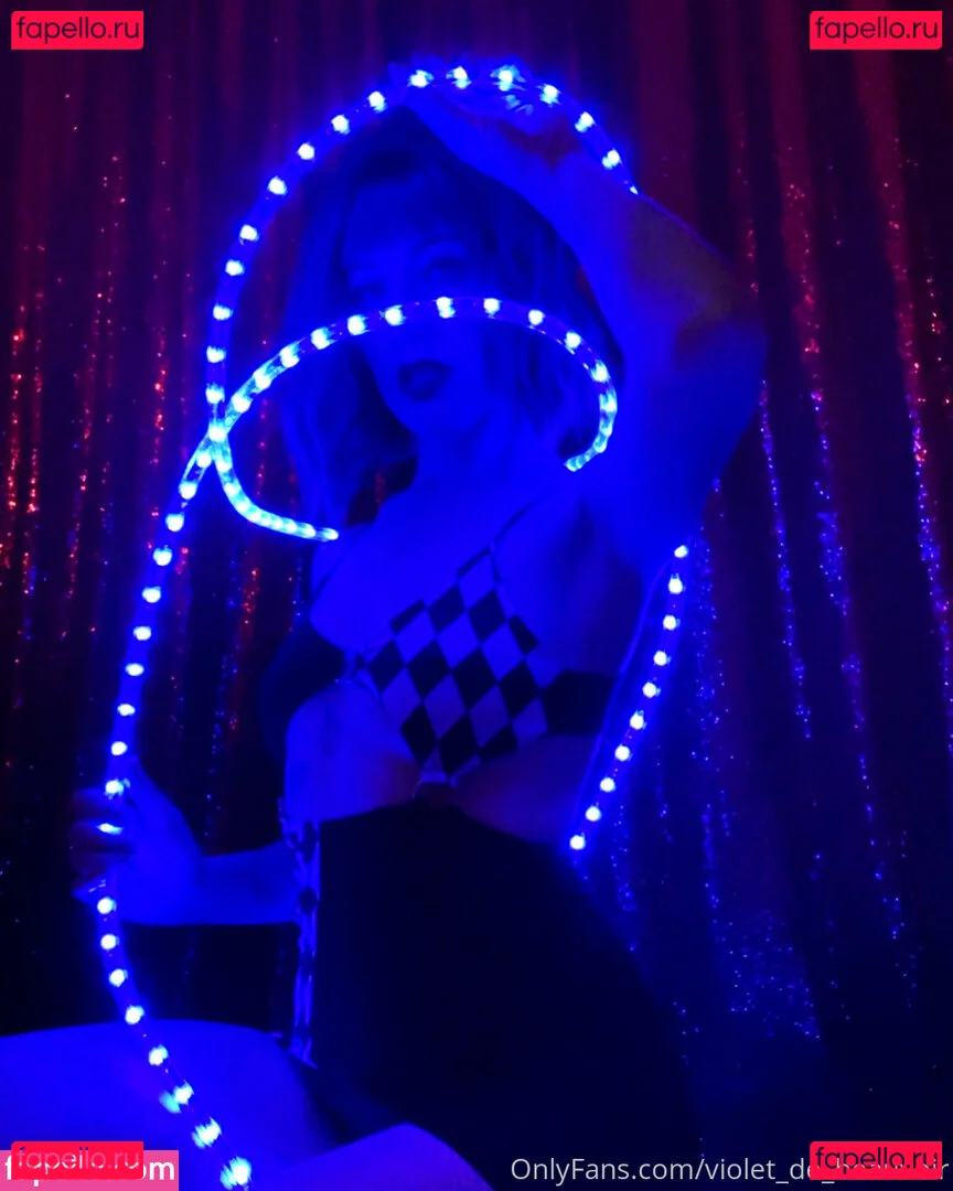 violet_de_beauvoir Onlyfans Photo Gallery 