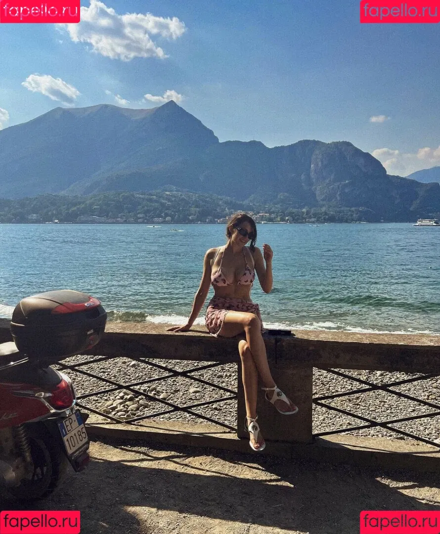 Sonia Ferraro Onlyfans Photo Gallery 