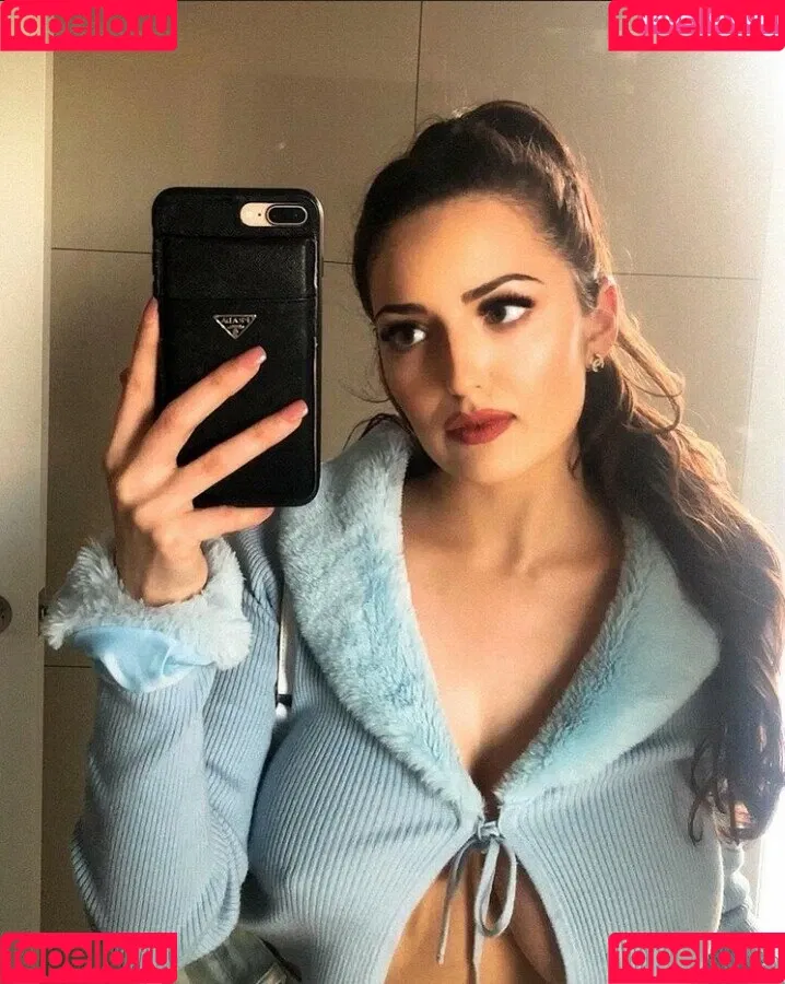 Sonia Ferraro Onlyfans Photo Gallery 