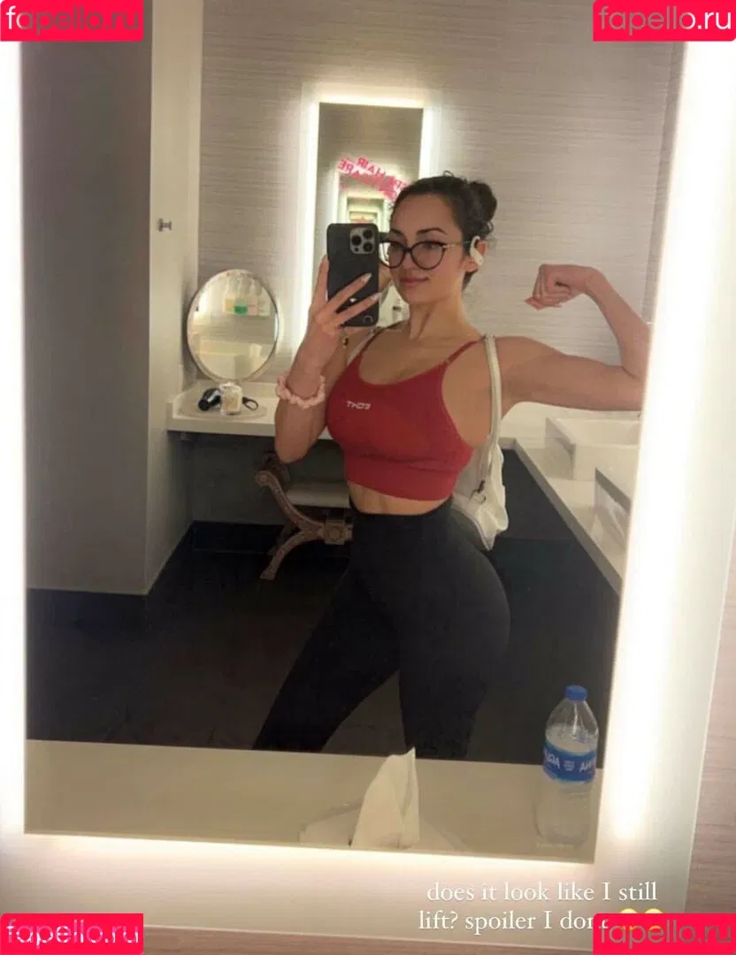 Sonia Ferraro Onlyfans Photo Gallery 