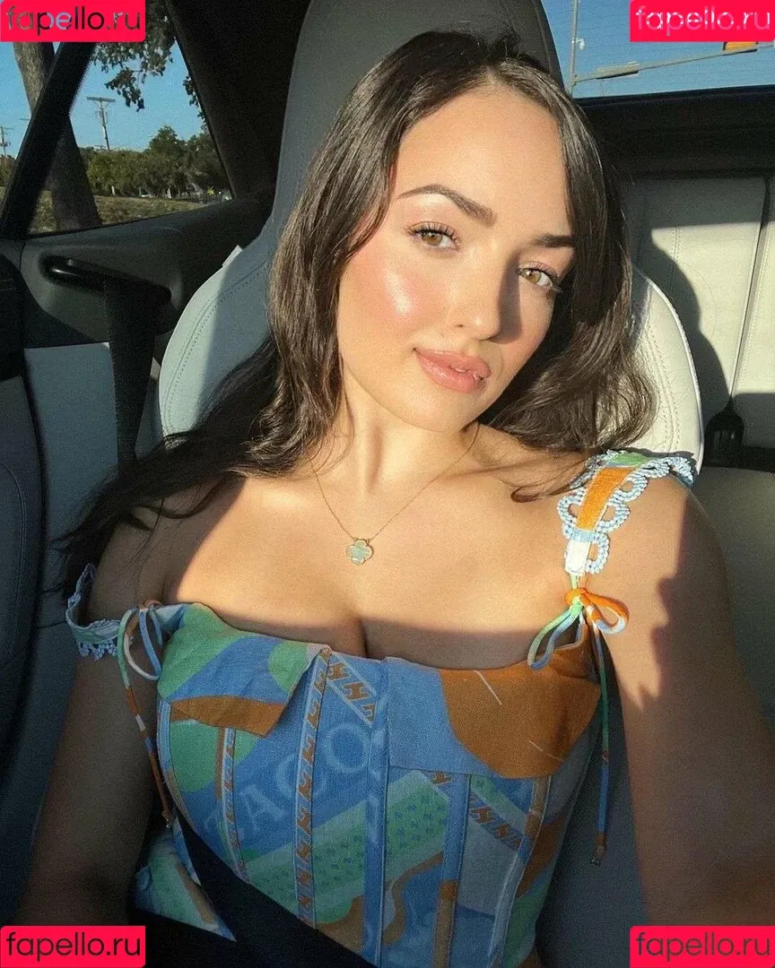 Sonia Ferraro Onlyfans Photo Gallery 