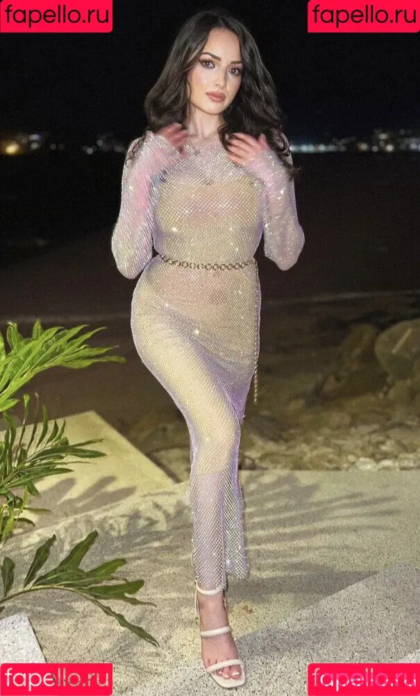 Sonia Ferraro Onlyfans Photo Gallery 