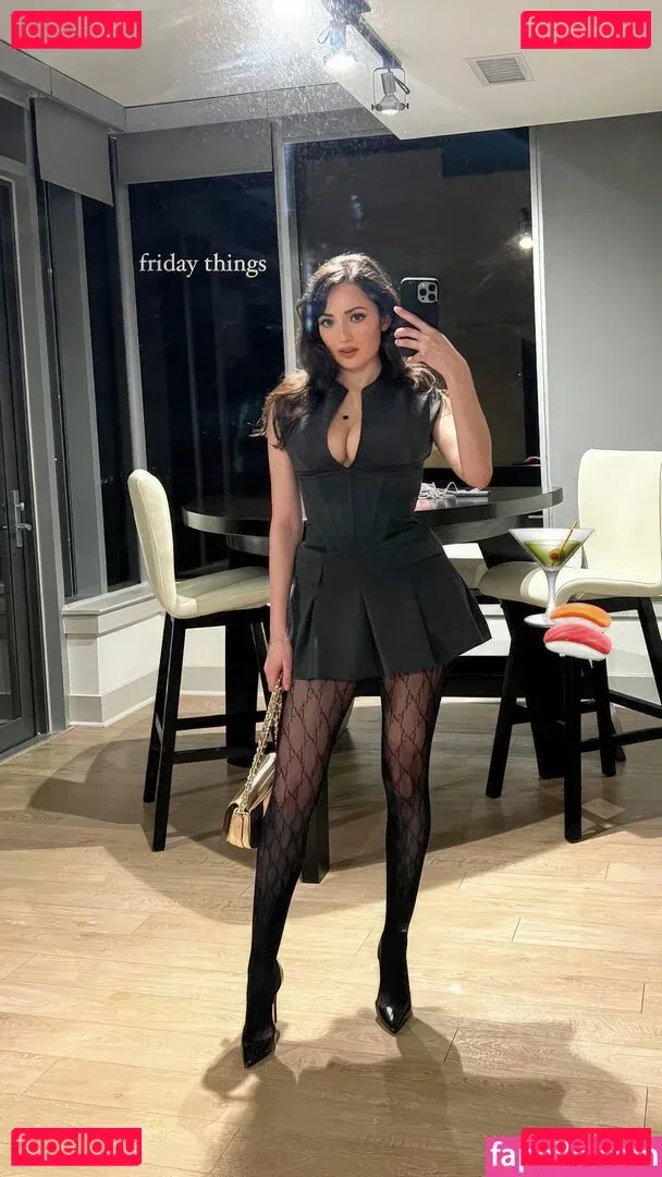 Sonia Ferraro Onlyfans Photo Gallery 