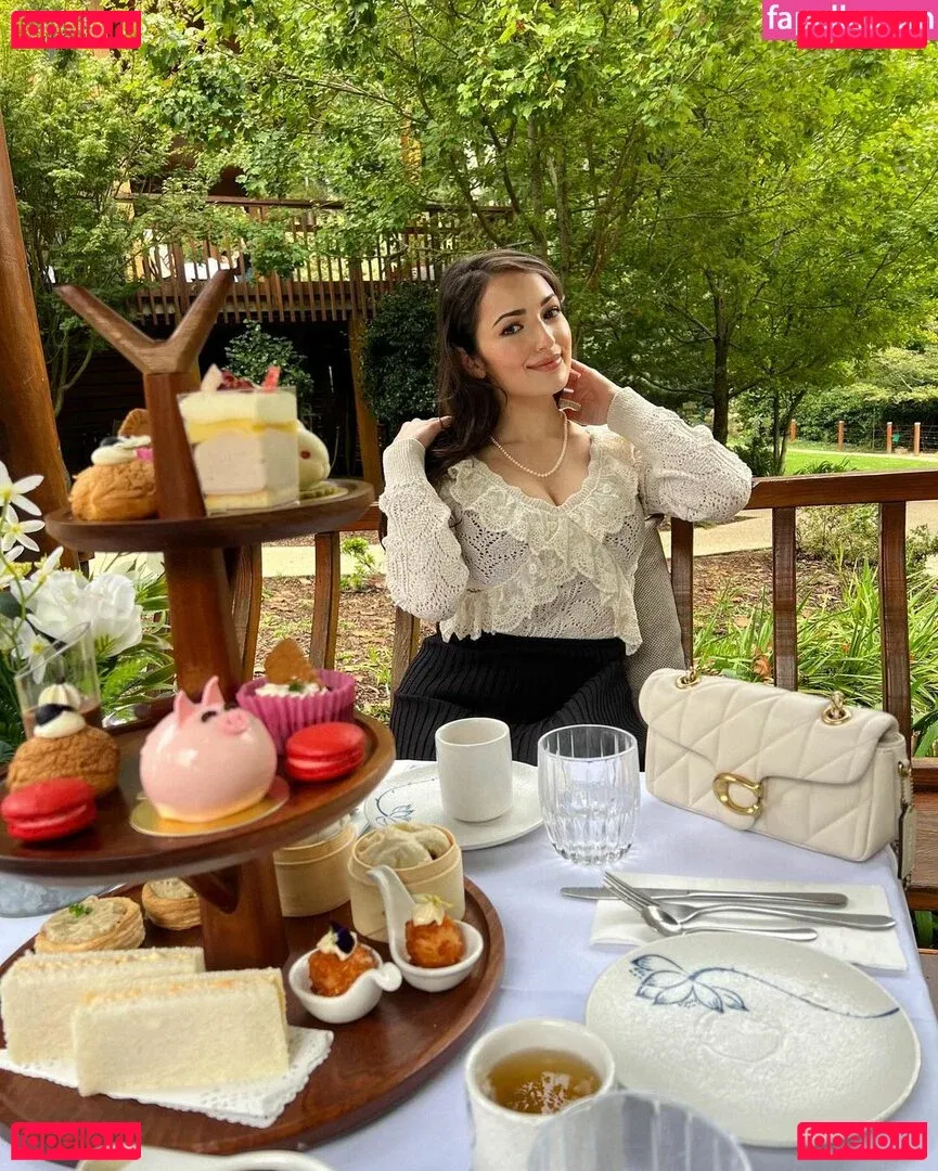 Sonia Ferraro Onlyfans Photo Gallery 