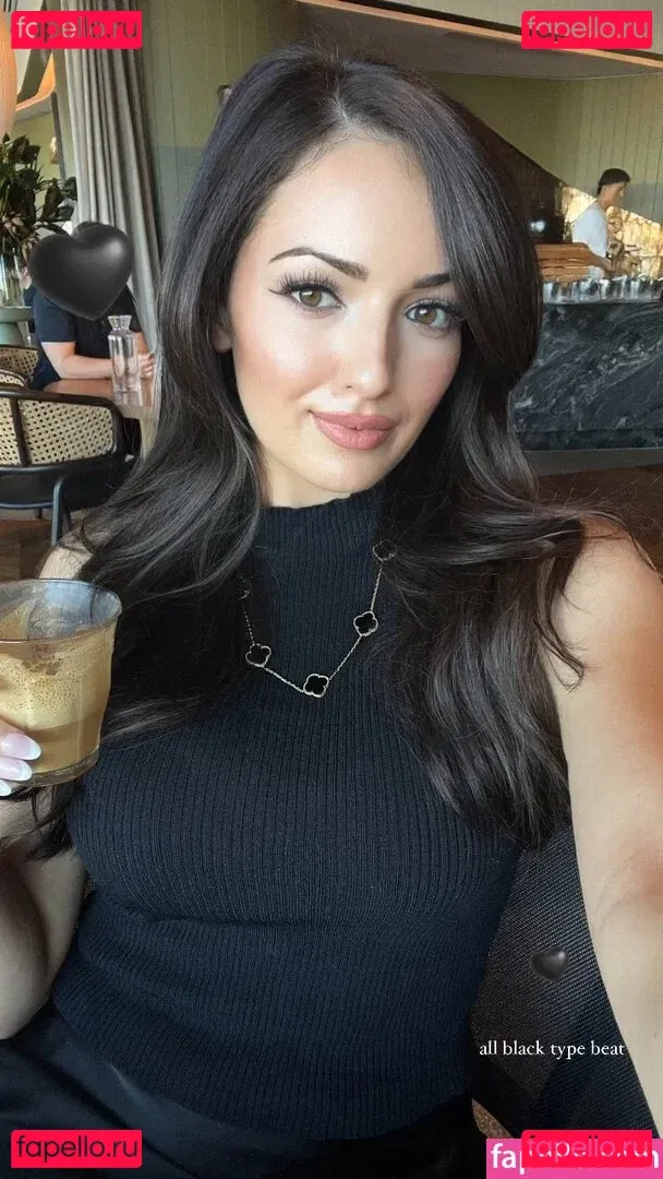 Sonia Ferraro Onlyfans Photo Gallery 