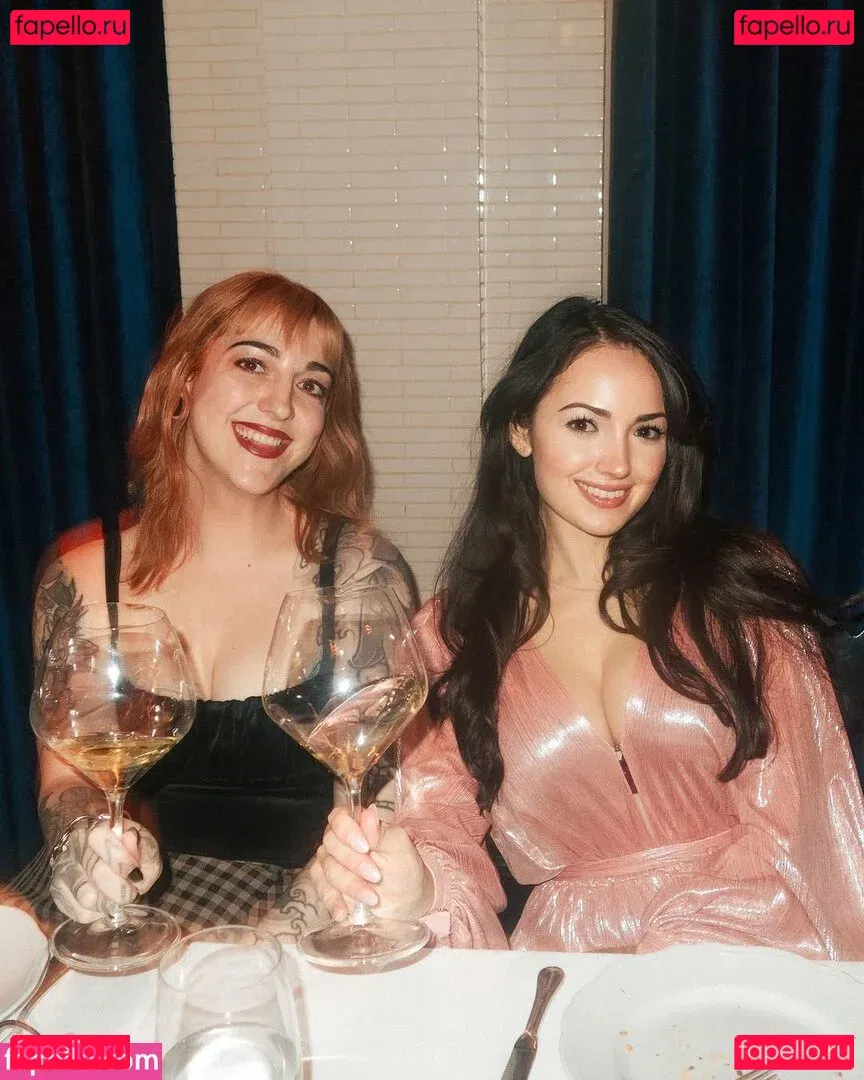 Sonia Ferraro Onlyfans Photo Gallery 