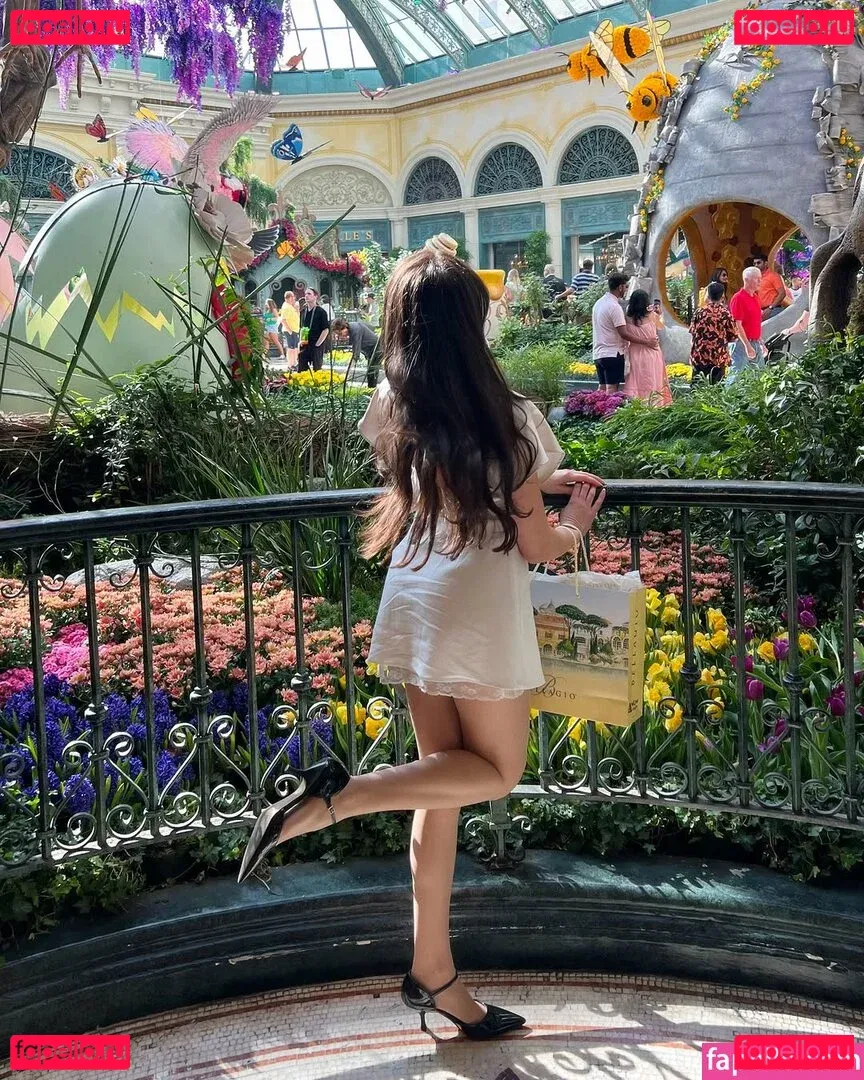 Sonia Ferraro Onlyfans Photo Gallery 