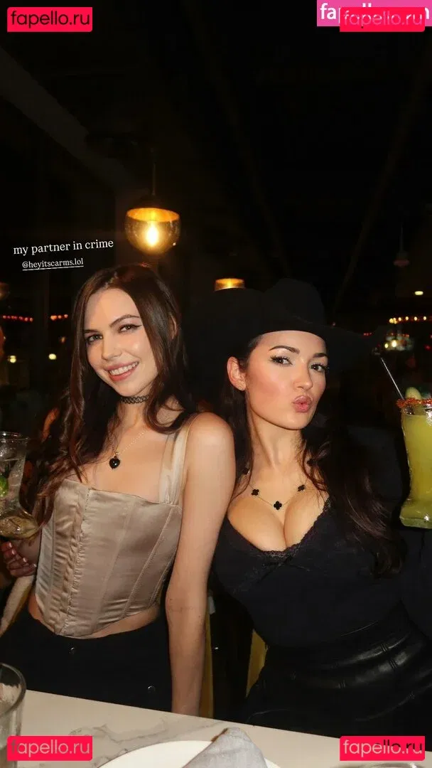 Sonia Ferraro Onlyfans Photo Gallery 