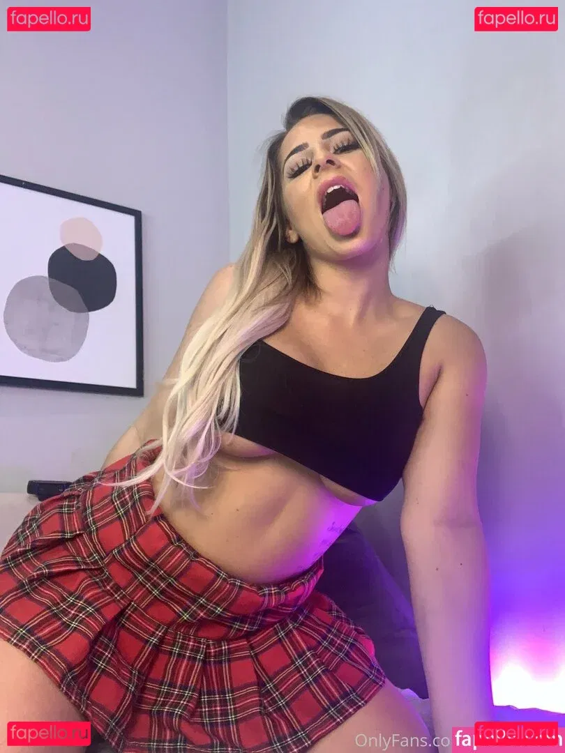 britishkikijayfree Onlyfans Photo Gallery 