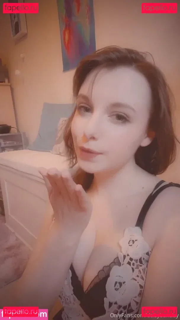daisybanaisy Onlyfans Photo Gallery 