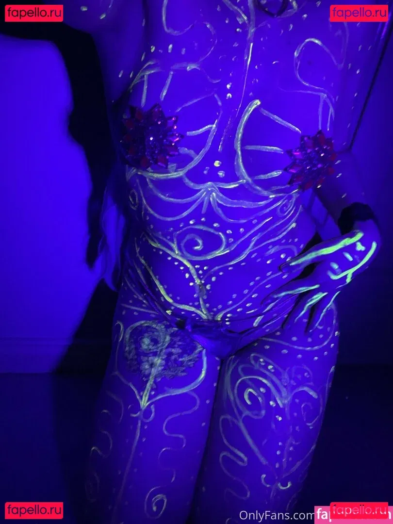 daisybanaisy Onlyfans Photo Gallery 