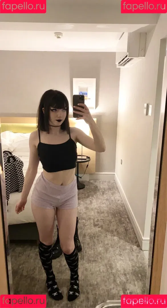 Cutiegothxo Onlyfans Photo Gallery 