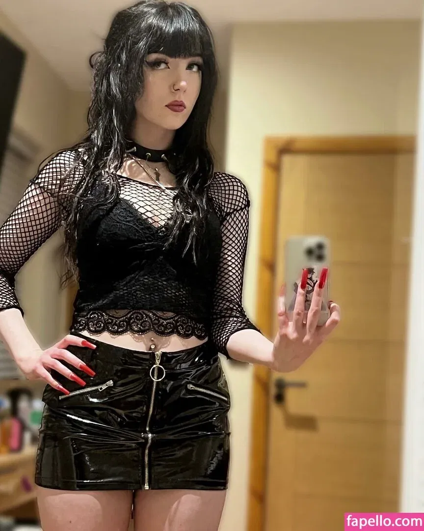 Cutiegothxo Onlyfans Photo Gallery 