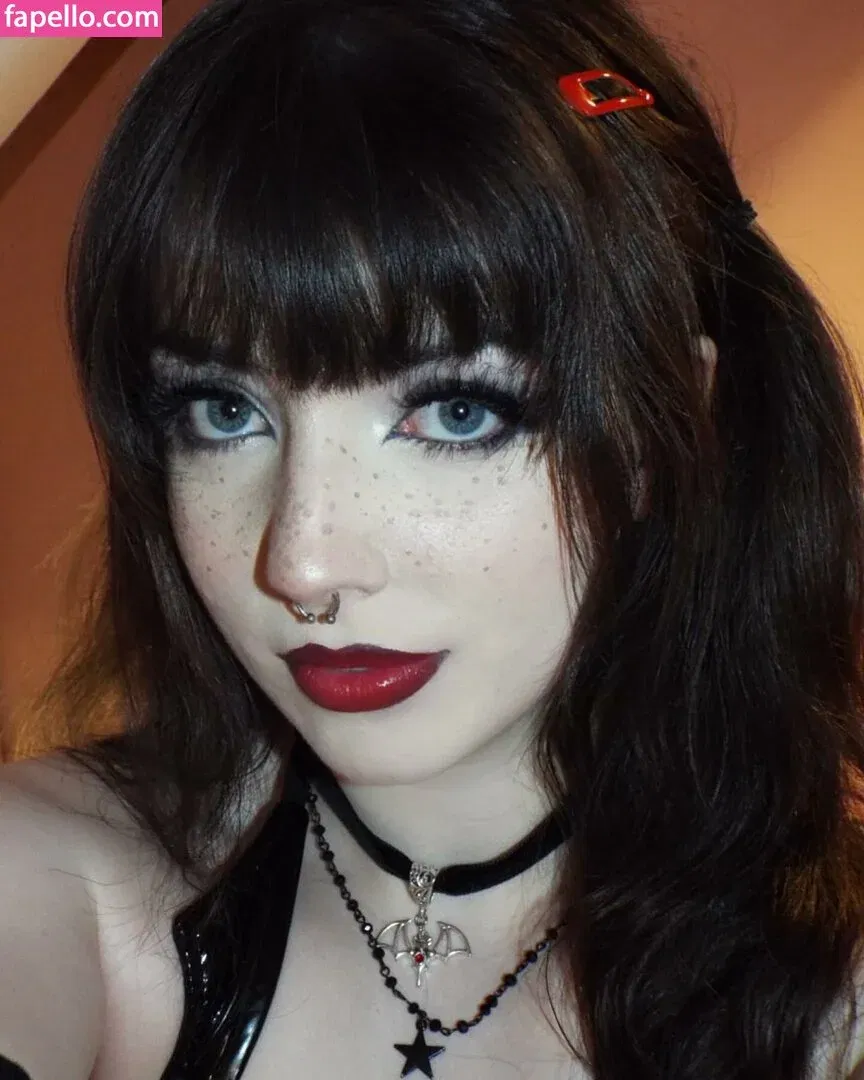 Cutiegothxo Onlyfans Photo Gallery 