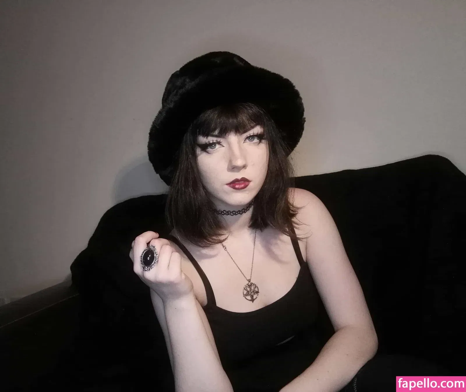 Cutiegothxo Onlyfans Photo Gallery 