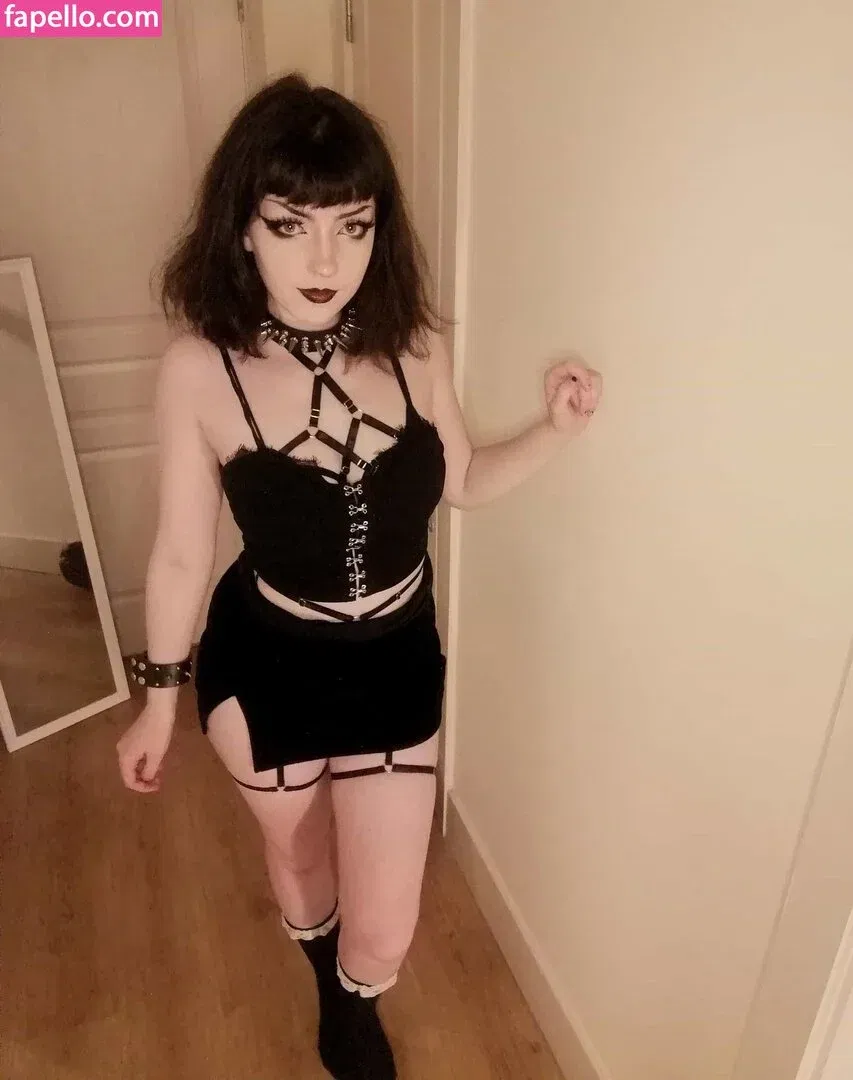 Cutiegothxo Onlyfans Photo Gallery 