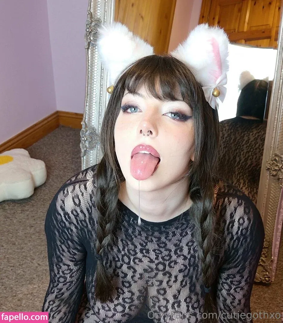 Cutiegothxo Onlyfans Photo Gallery 