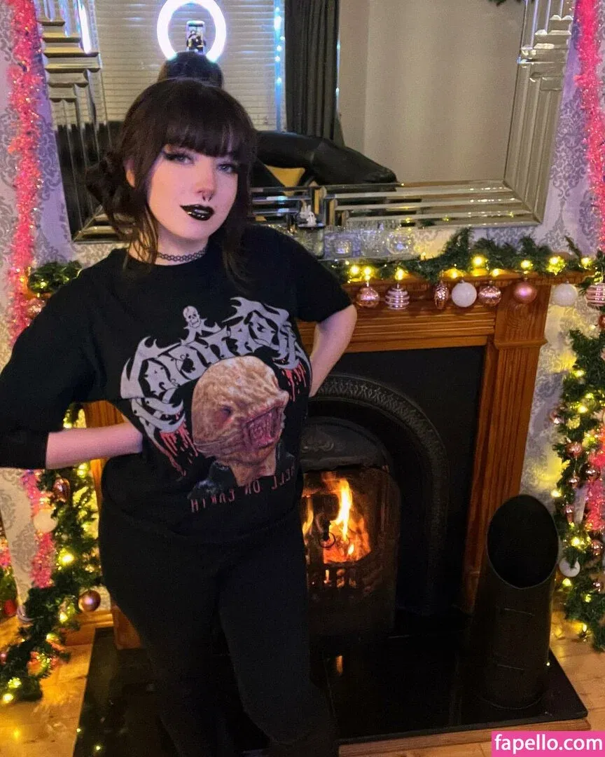 Cutiegothxo Onlyfans Photo Gallery 