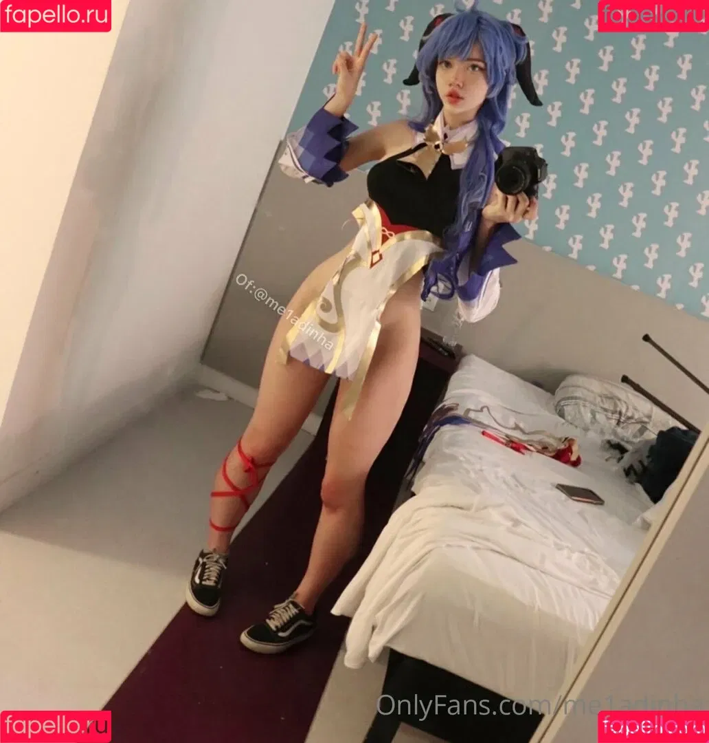 Me1adinha Onlyfans Photo Gallery 