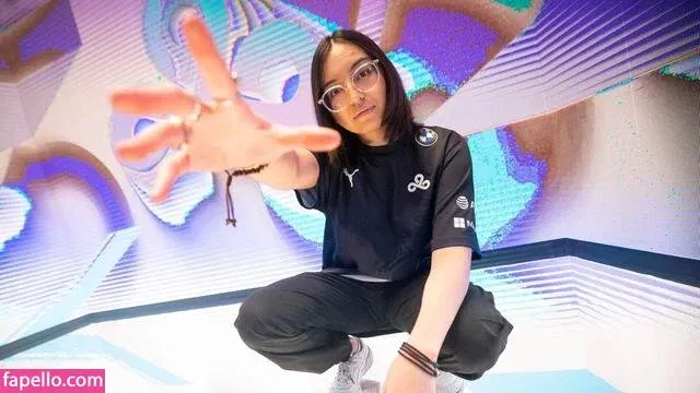 Me1adinha Onlyfans Photo Gallery 