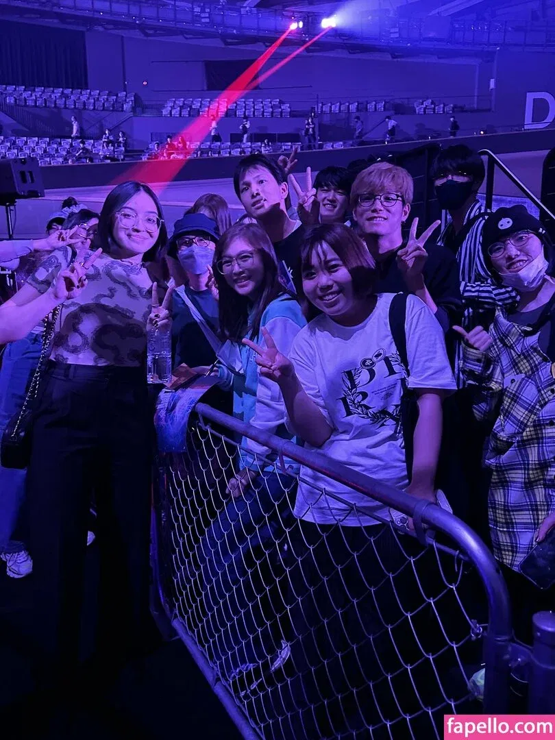 Me1adinha Onlyfans Photo Gallery 