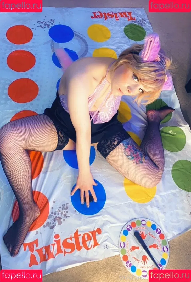 clairecatsby Onlyfans Photo Gallery 
