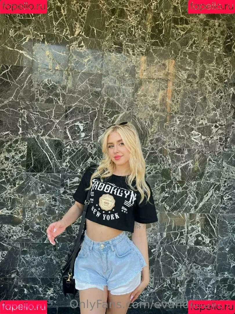 evaholiday69 Onlyfans Photo Gallery 