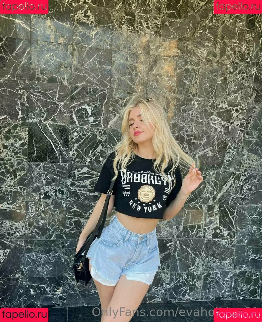 evaholiday69 Onlyfans Photo Gallery 