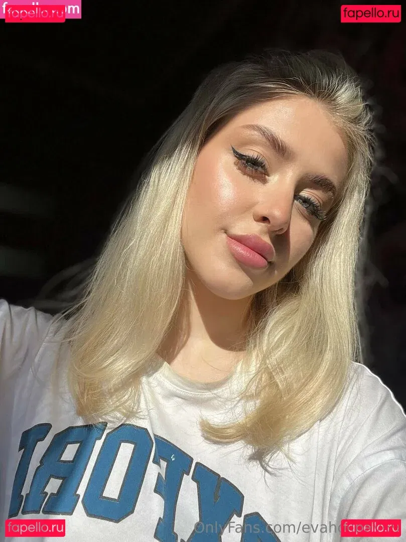 evaholiday69 Onlyfans Photo Gallery 