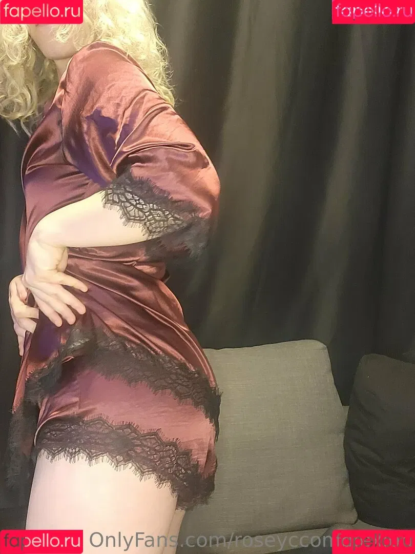 roseyccomplexion Onlyfans Photo Gallery 