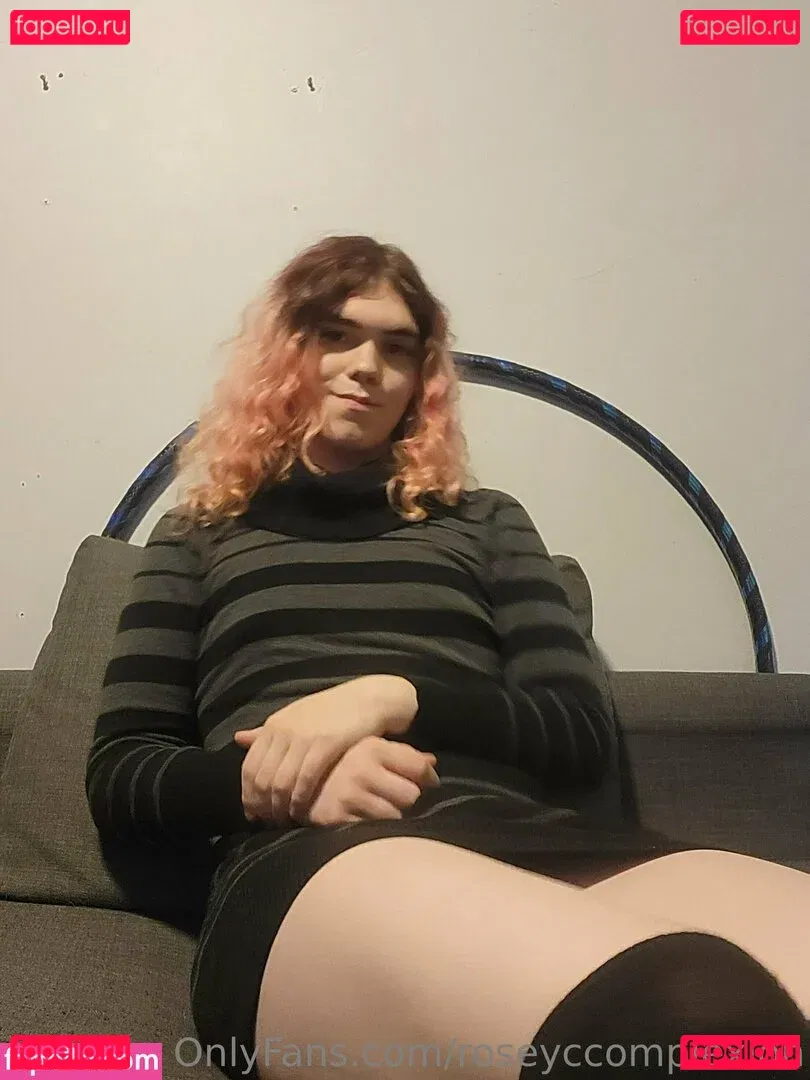roseyccomplexion Onlyfans Photo Gallery 