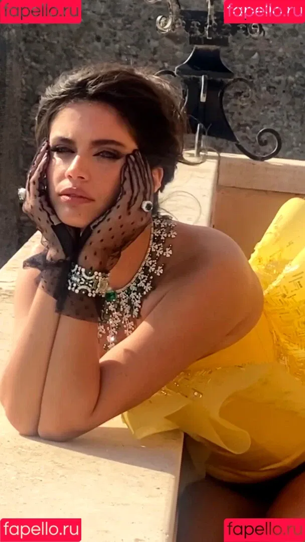 sarasampaio Onlyfans Photo Gallery 