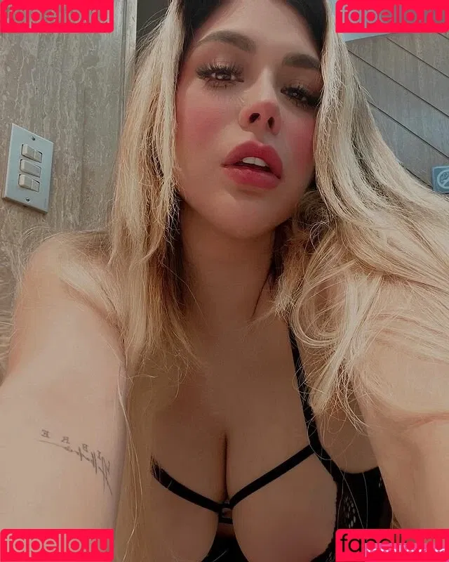 Fatima Segovia La Chuecona Onlyfans Photo Gallery 