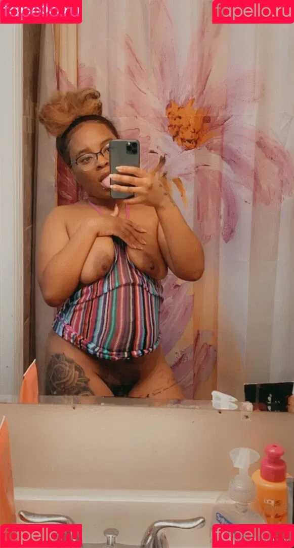 allysquirtss Onlyfans Photo Gallery 