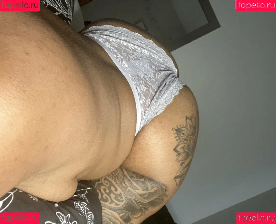 allysquirtss Onlyfans Photo Gallery 