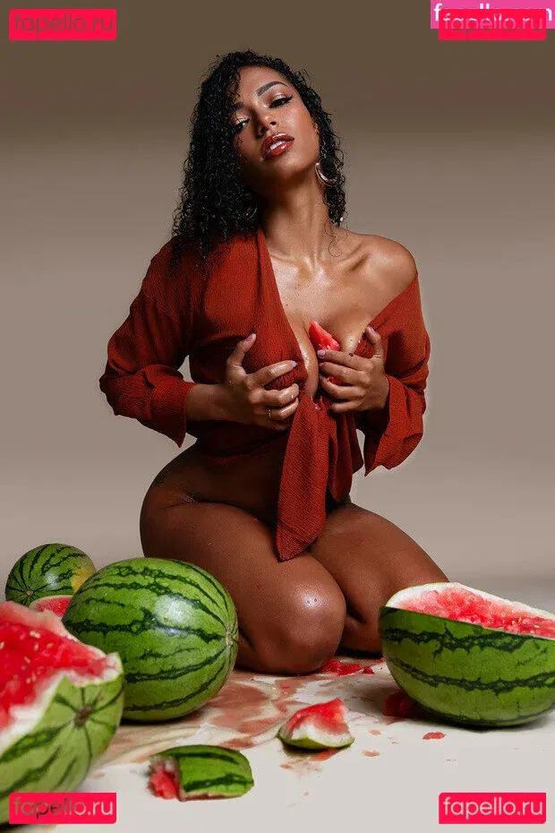 Victoria Ellyse Onlyfans Photo Gallery 