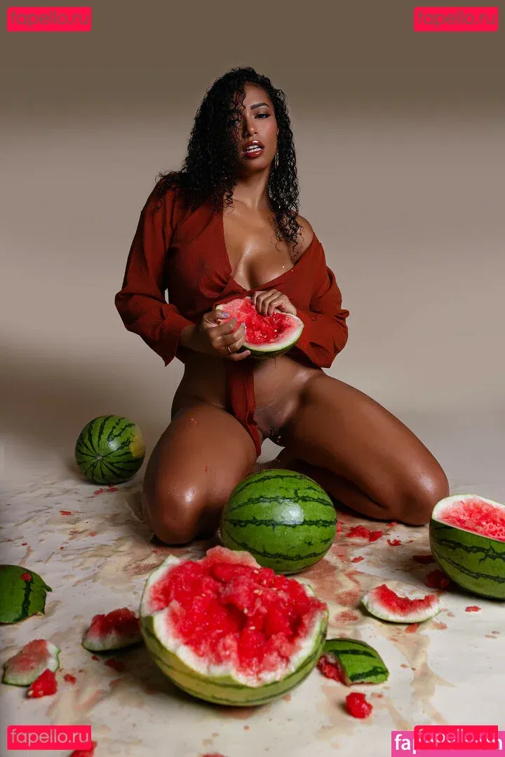 Victoria Ellyse Onlyfans Photo Gallery 