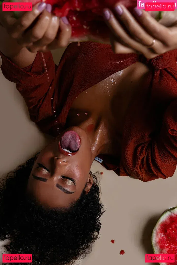 Victoria Ellyse Onlyfans Photo Gallery 