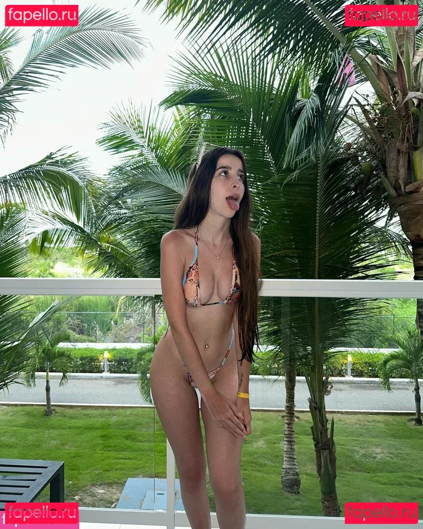 Nayi Martínez Onlyfans Photo Gallery 