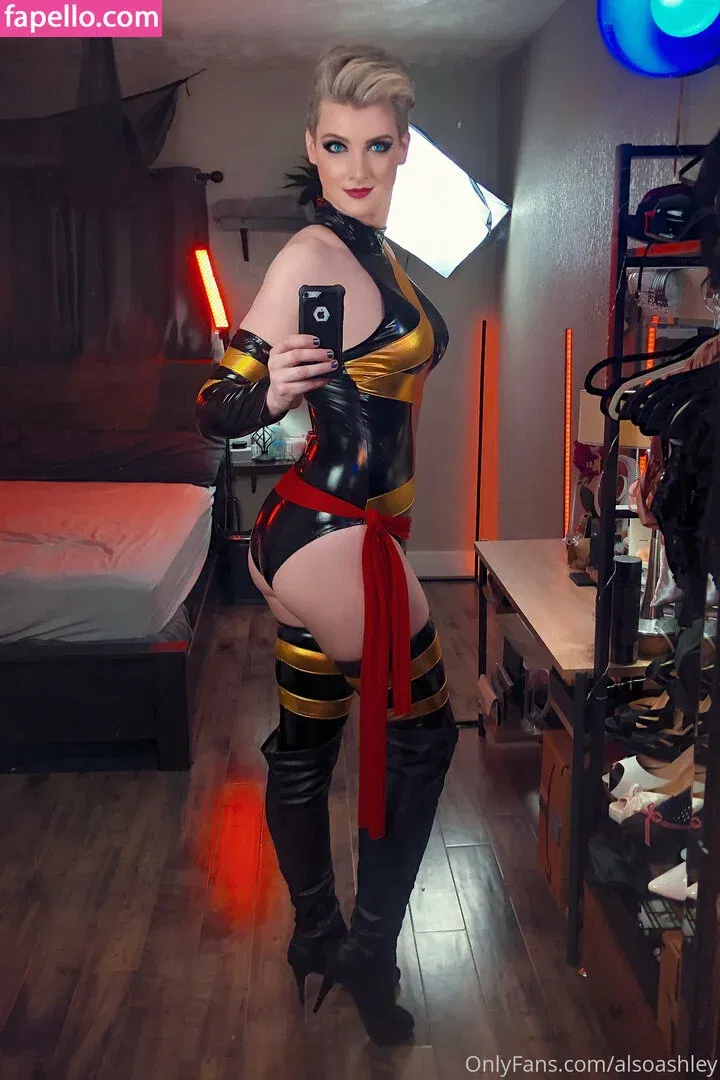 AlsoAshley Onlyfans Photo Gallery 