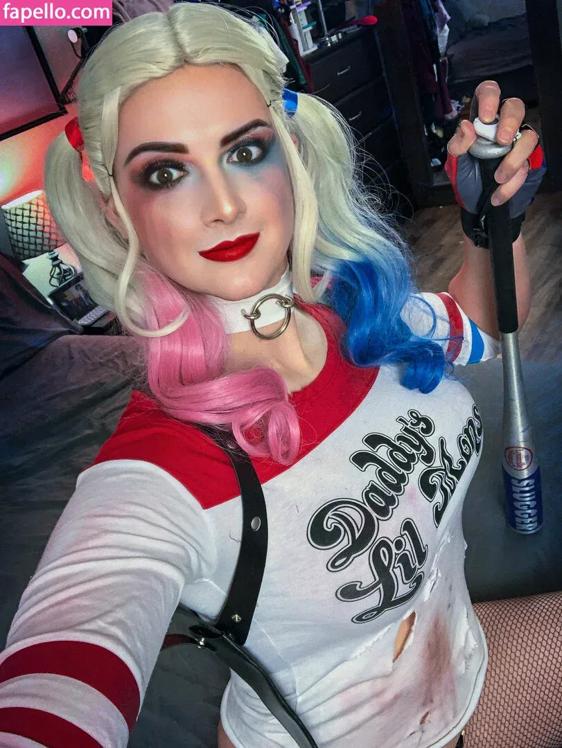 AlsoAshley Onlyfans Photo Gallery 