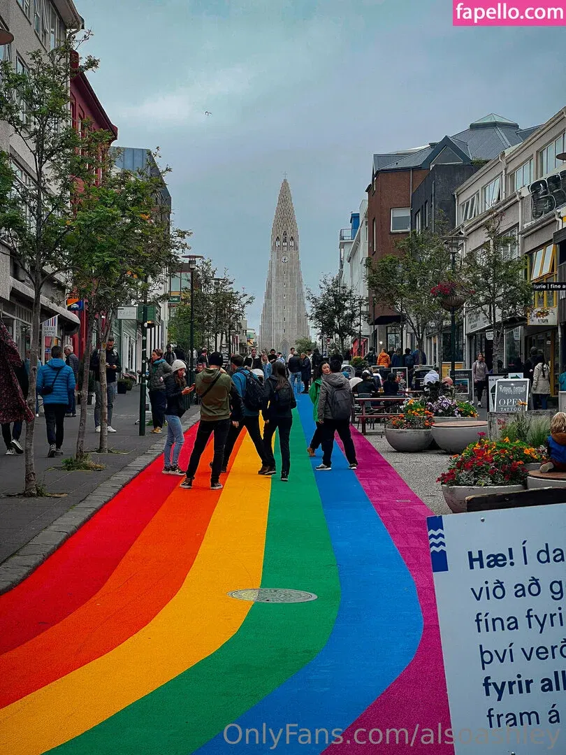 AlsoAshley Onlyfans Photo Gallery 