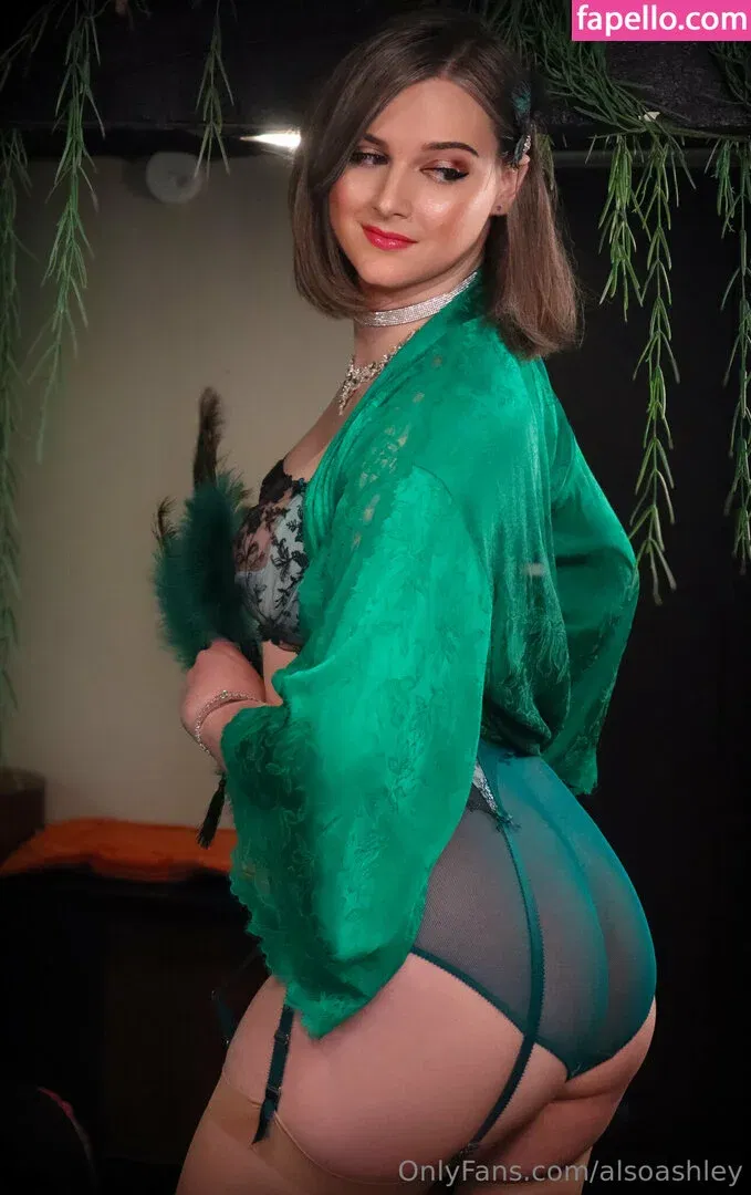 AlsoAshley Onlyfans Photo Gallery 