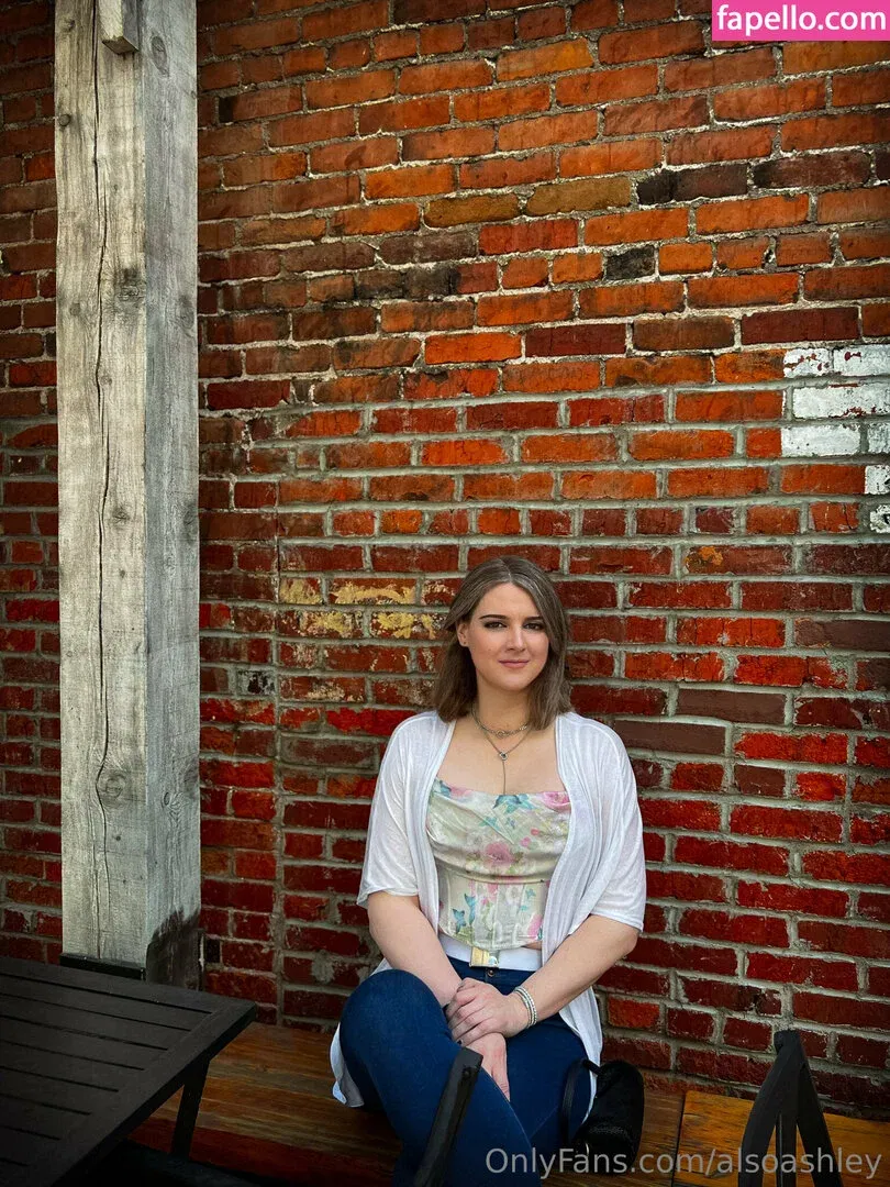 AlsoAshley Onlyfans Photo Gallery 