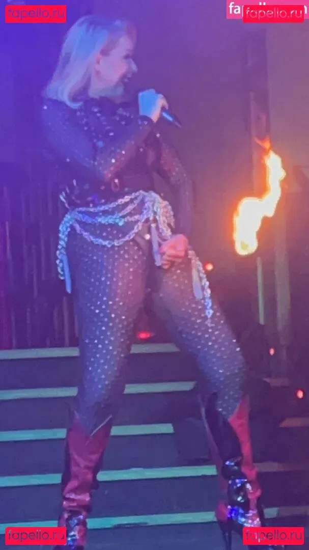 Claire Sweeney Onlyfans Photo Gallery 