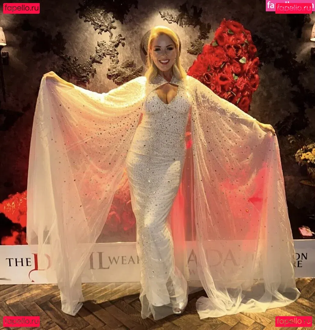 Claire Sweeney Onlyfans Photo Gallery 