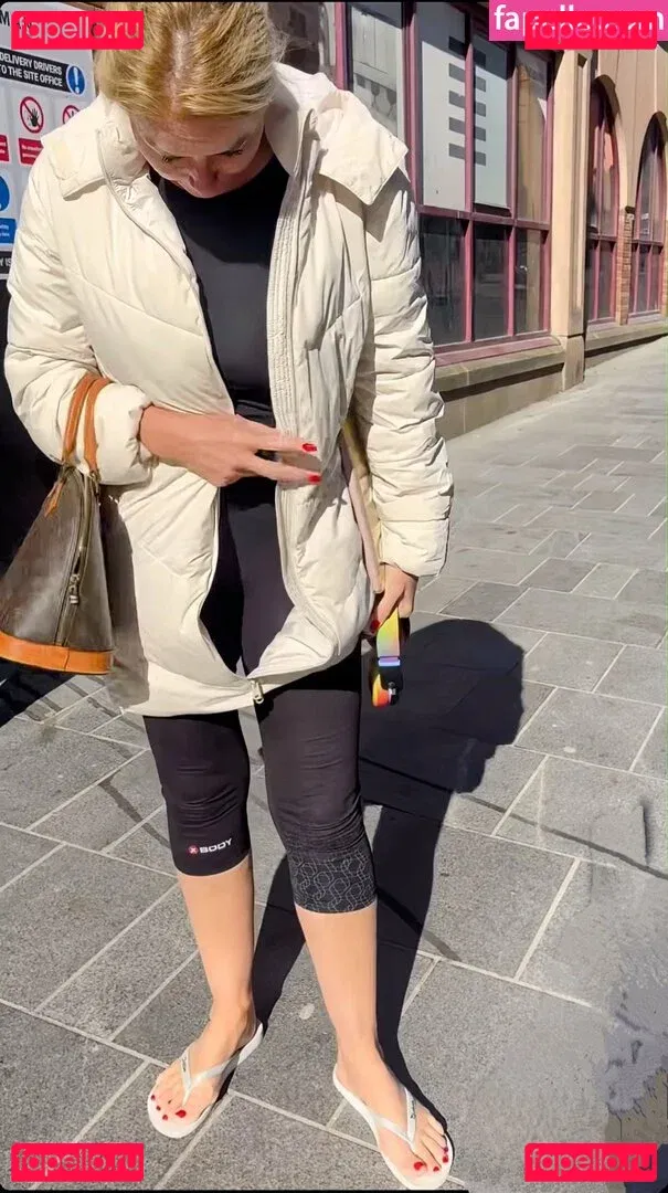 Claire Sweeney Onlyfans Photo Gallery 